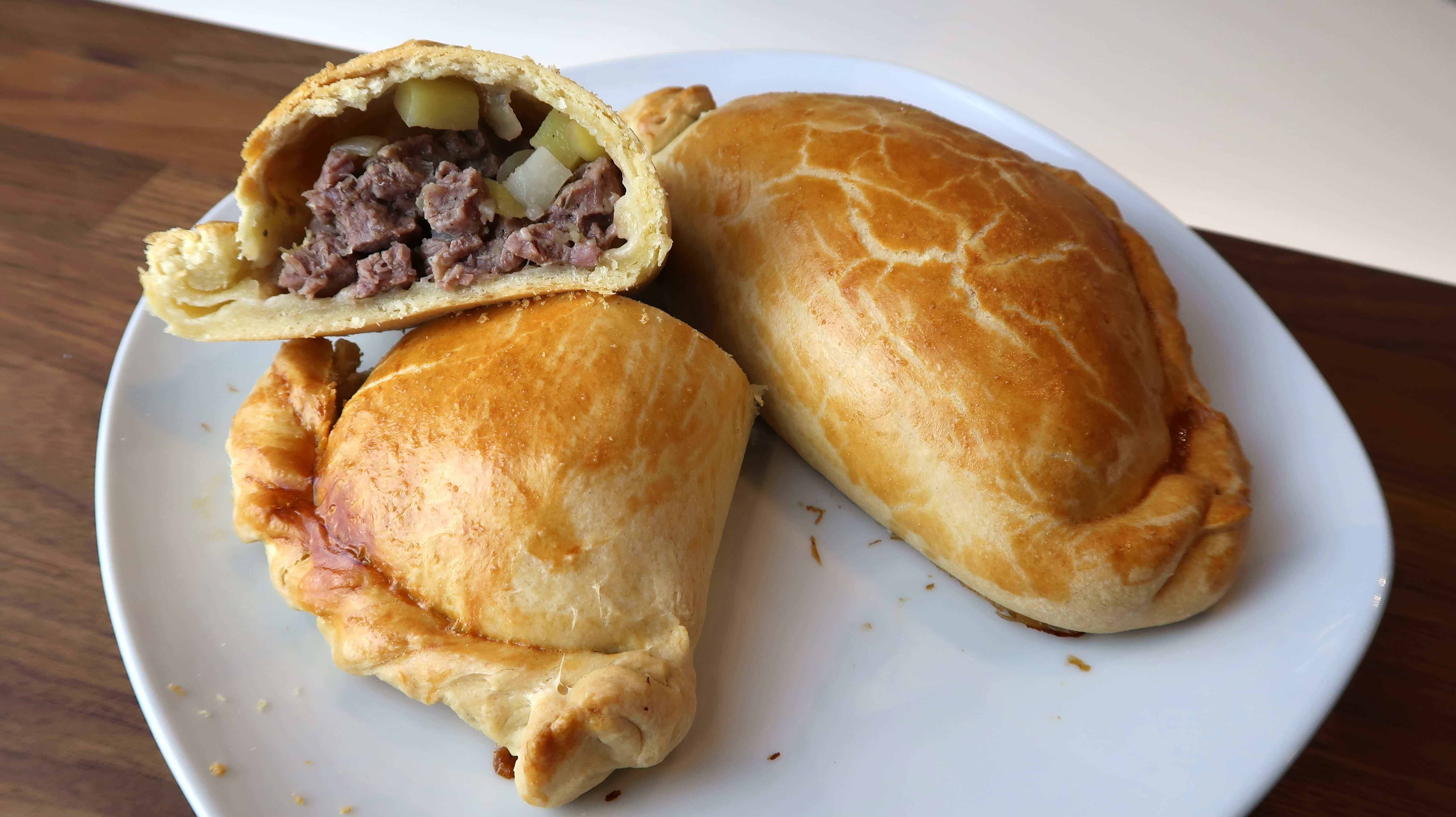 Traditional Cornish Pasty English Meat Pies